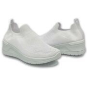 Γυναικεία sneakers slip on S25AA68W